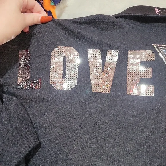 Victoria's Secret PINK Sweatshirt - Picture 12 of 14